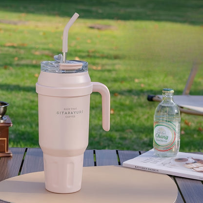 Copo térmico portátil de 1,4 litros (47,3 oz) com pega e tampa com palhinha, garrafa de água portátil de grande capacidade, copo de aço inoxidável para automóvel, ideal para desportos ao ar livre, viagens e campismo. Presente de Natal.