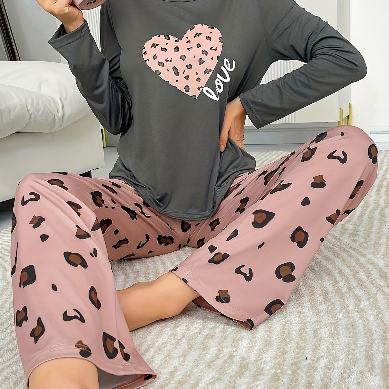 Women'S Heart & Leopard Print Pajama Set - Cozy Long Sleeve Top & Elastic Waist Pants, Soft, Casual Home Wear, All-Season Comfort, Casual Loungewear|Playful Print Top| Fabric, Plu Size Pj For Women, Plu Size Women Pj, Pj Wome