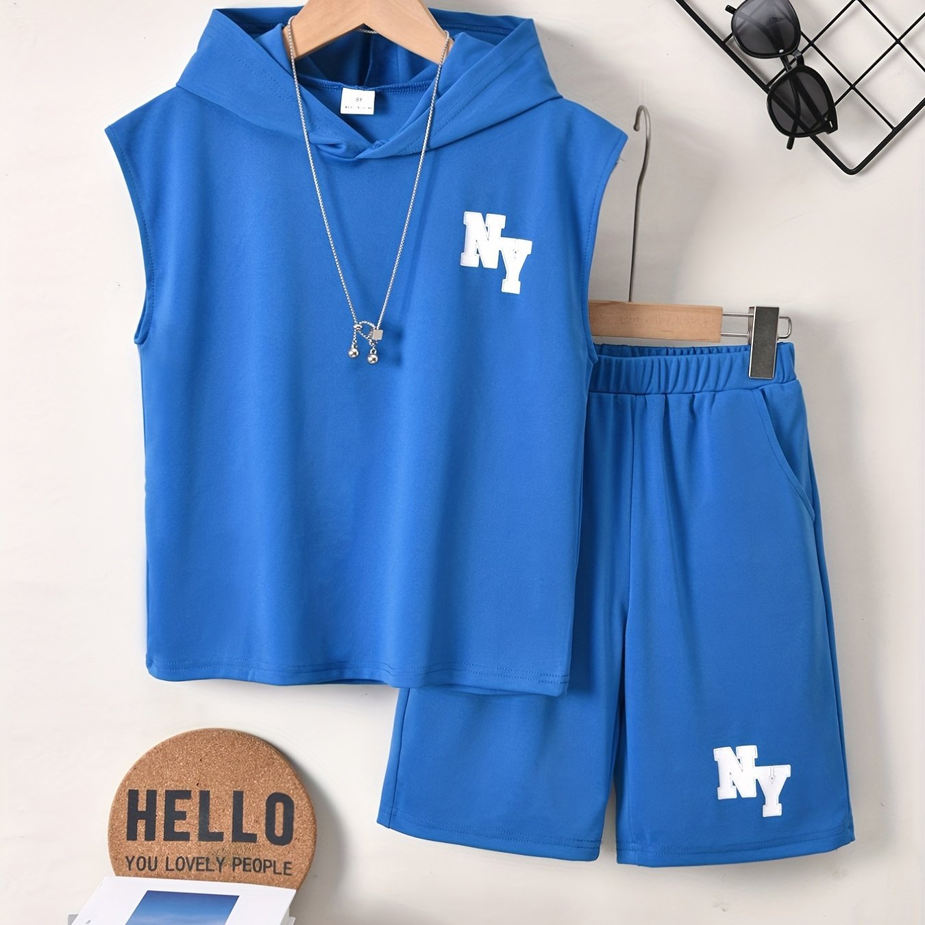 Cool Short-Sleeve T-Shirt with Letter Print And Shorts Set for Boys, for Outdoor