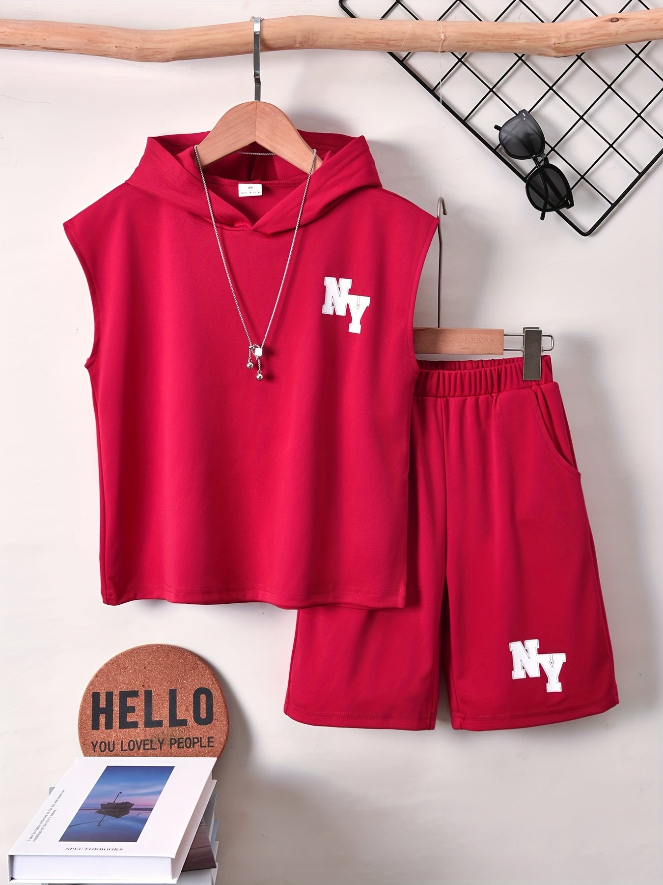 Cool Short-Sleeve T-Shirt with Letter Print And Shorts Set for Boys, for Outdoor