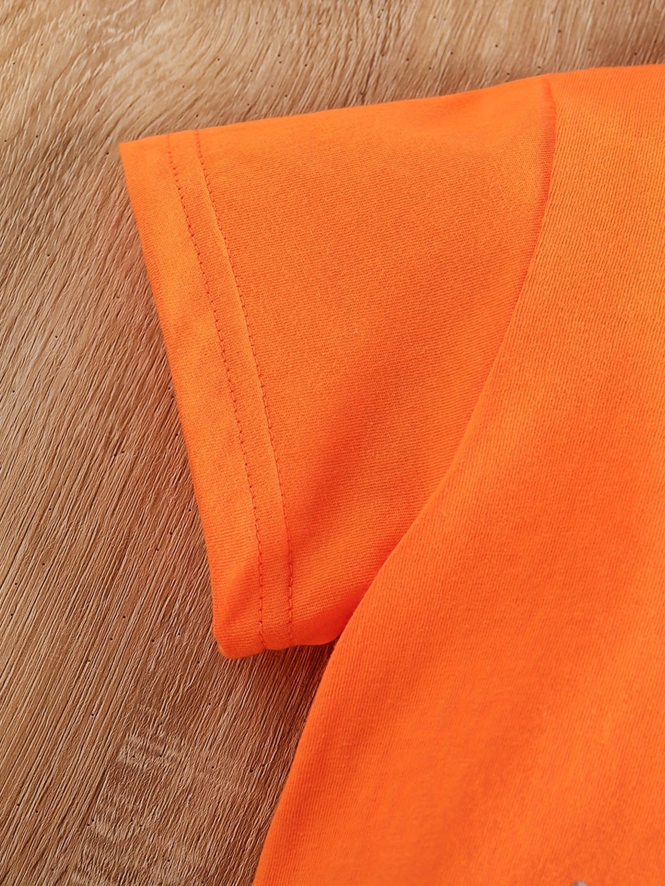 Boy's Tractors Print Casual Outfit Round Neck T-shirt & Shorts, Kids Summer Clothes Set For Daily And Outdoor Wear