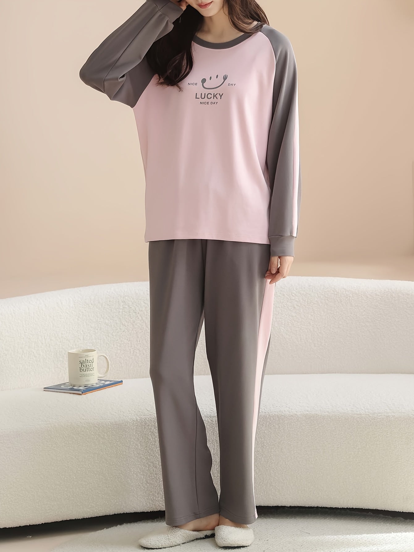 Women'S Cozy Long Sleeve Pajama Set - Soft Pink & Gray, "Lucky Day" Design, Casual Crew Neck, Long Length, Perfect for Fall/Winter, Comfortable Home Wear, Cozy Clothing | Playful Design | Soft Fabric, Ladie Long Sleeve Nightd