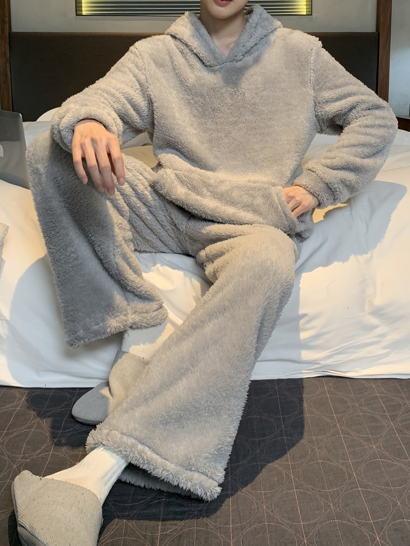 Men's Coral Velvet Pajamas Autumn and Winter Thickened Velvet Winter Hooded Flannel Warm Youth Pajama Set