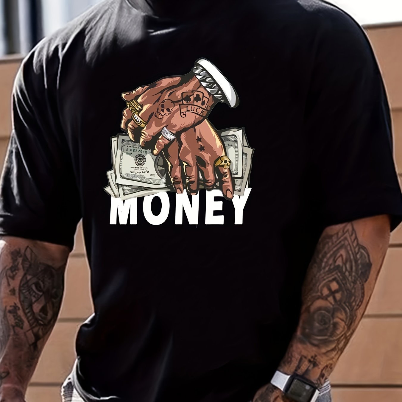 T-shirt de gola redonda para homem com estampado de dinheiro e mãos em estilo cartoon, t-shirt casual e confortável para o verão, ideal para usar no dia a dia em resorts e férias.