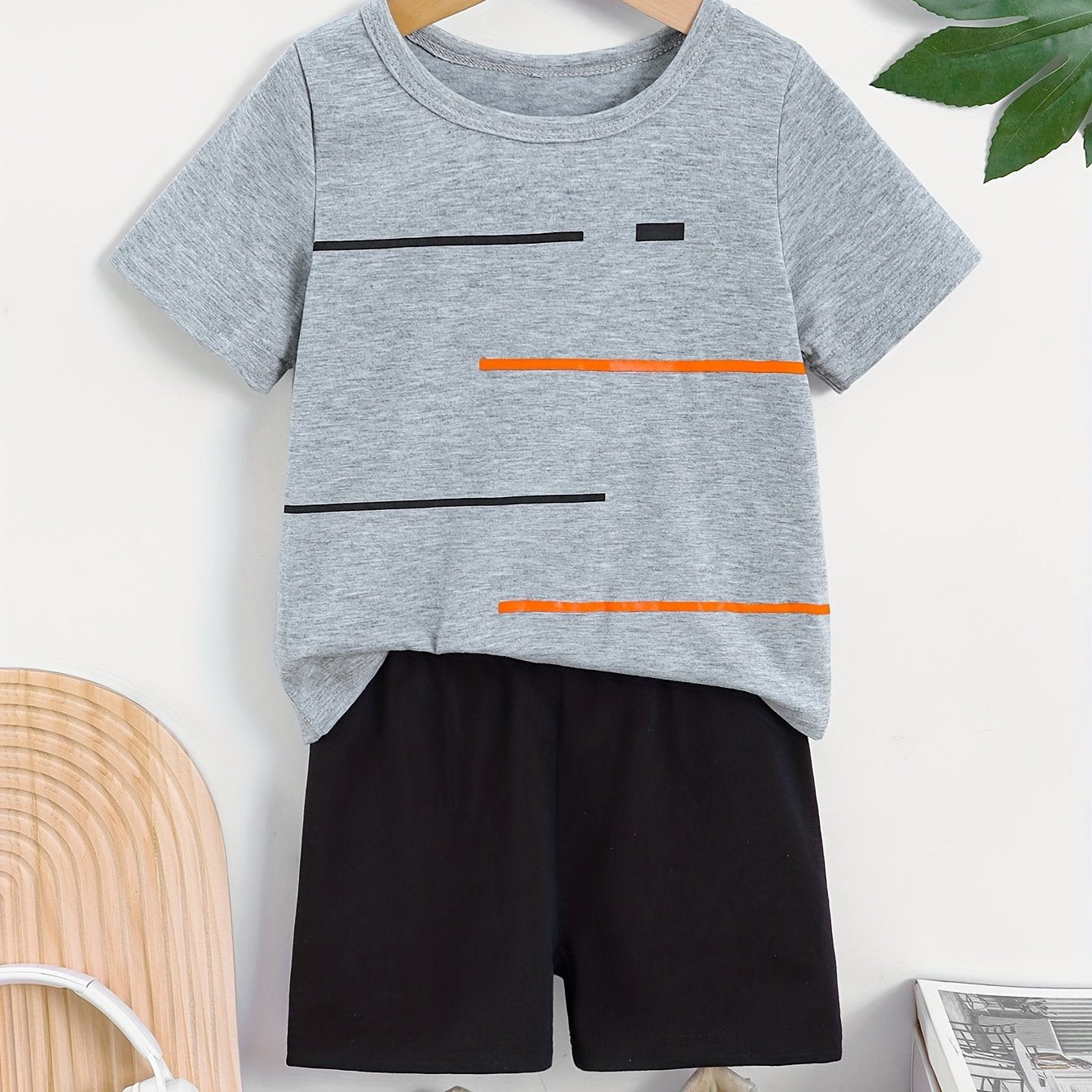 2pcs Set of Boys' Summer Striped Print Round Neck Short Sleeve T-shirt and Casual Shorts