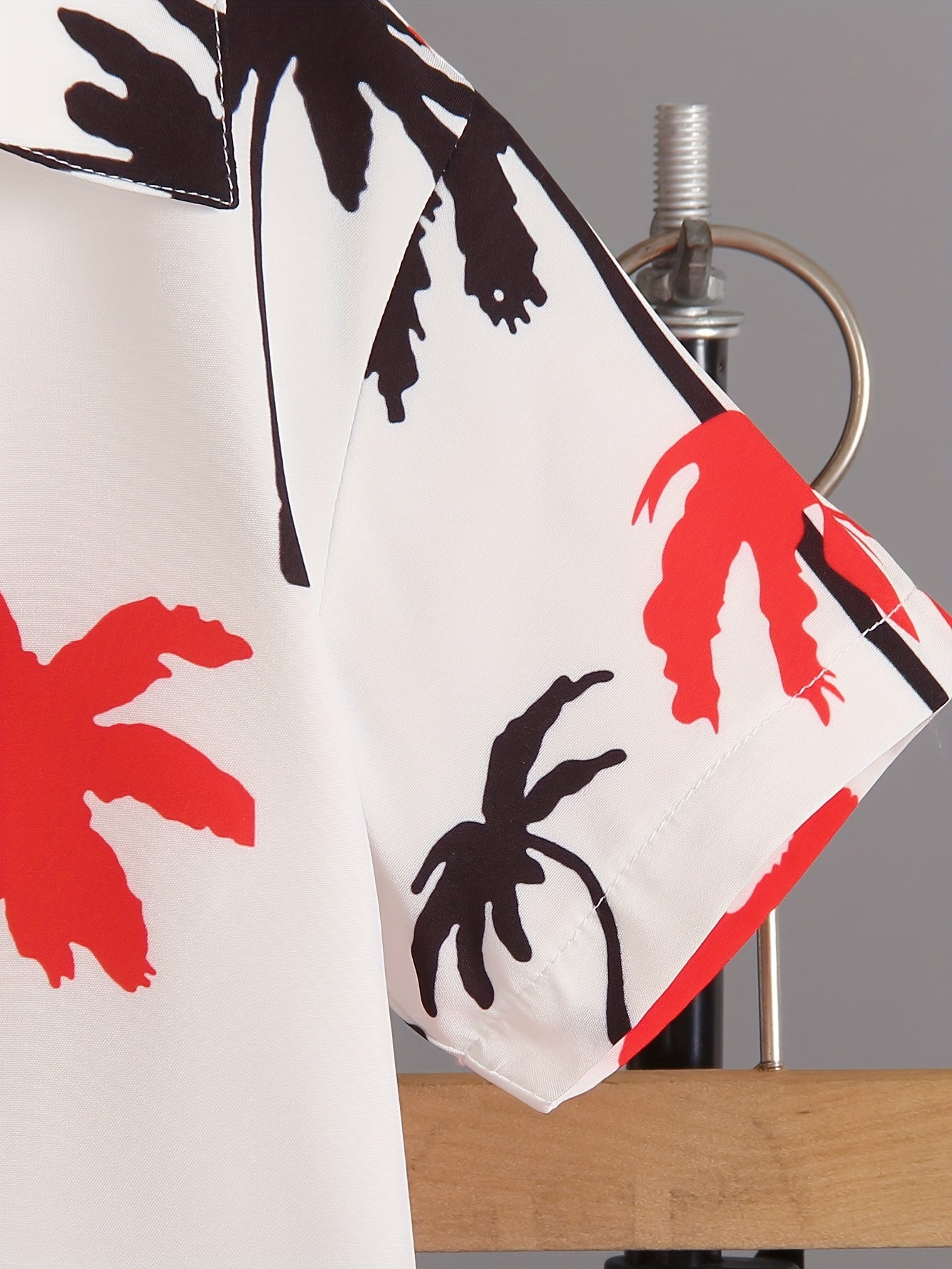 Boys' Summer Fashion Street Shirt Three-piece Set Only Selling Hats, Shirts and Shorts, Perfect for Outdoor