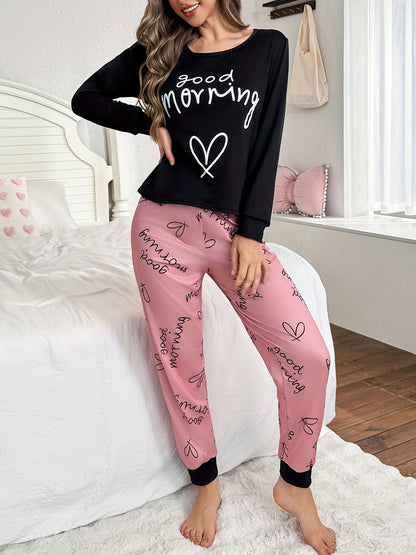 Conjunto casual para mulher para usar em casa, em todas as estações, com blusa de manga comprida com estampado de letras e corações em estilo cartoon, gola redonda e detalhes em patchwork.