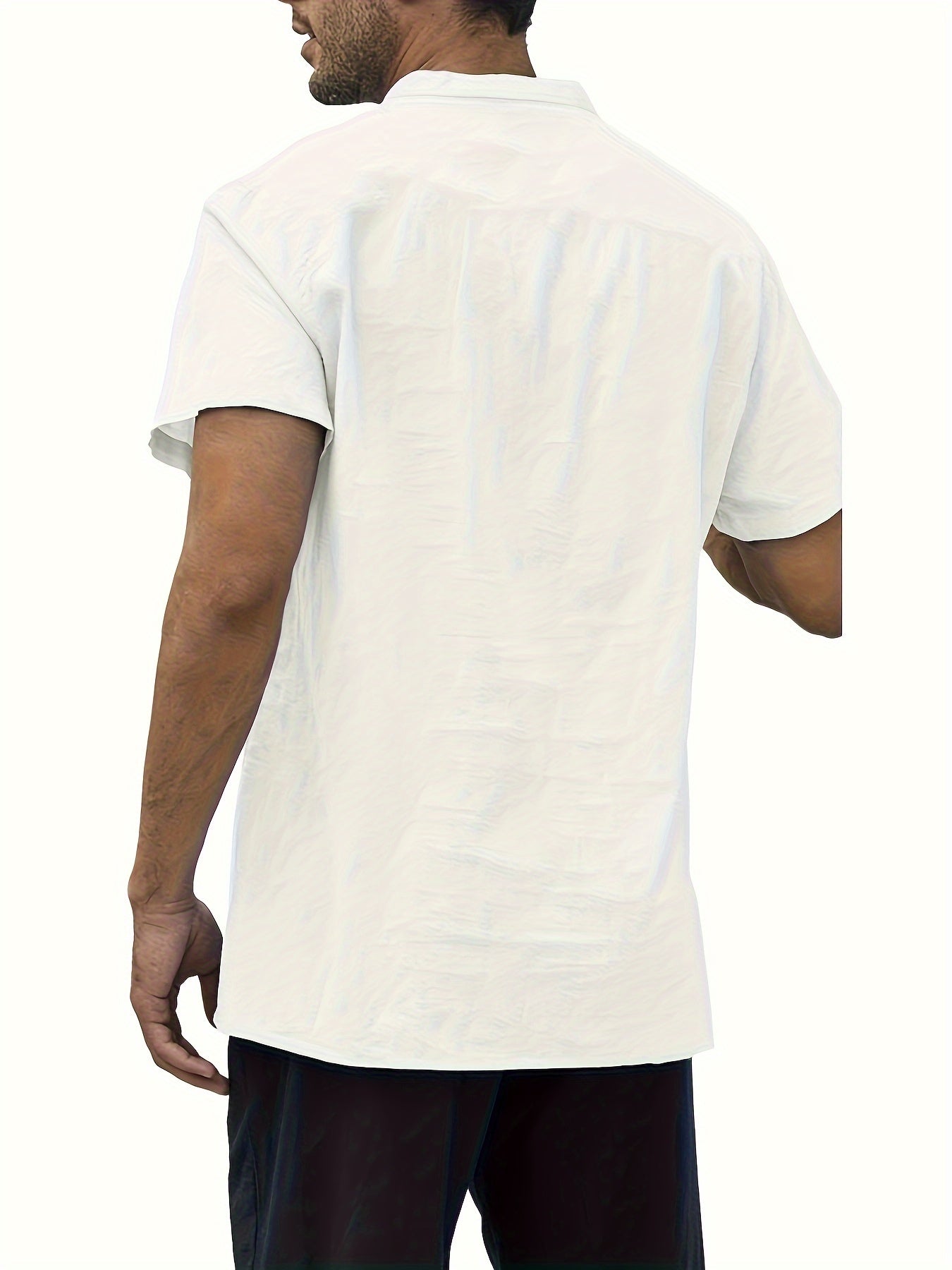 Camisa de homem, gola padre, manga curta, estilo Henley, ideal para o verão, uso casual, negócios e ocasiões formais.