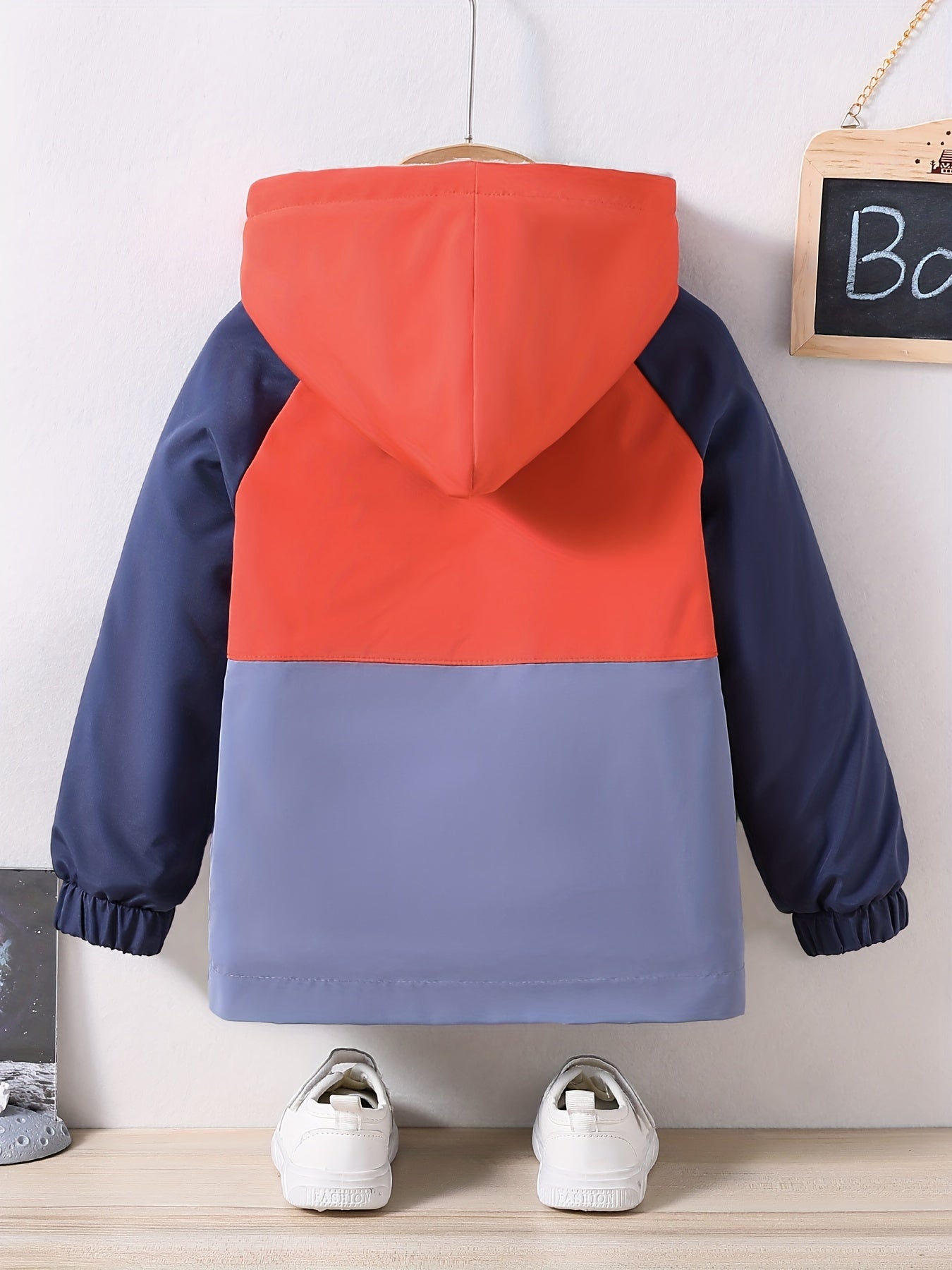 Boys' Casual Hooded Windbreaker Jacket, 100% Polyester, Long Sleeve Raglan Zip-Up Outdoor Coat with Alphabet Pattern, Non-Stretch Fabric, Regular Fit for Fall/Winter - Warm & Windproof