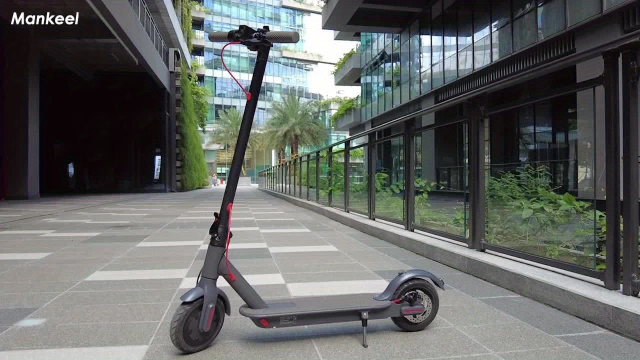 Ride The Urban Wave! Our 350W Electric Scooter Adds Zest To City Travel. Effortlessly Reach 20KM/H. With A 15-26 Miles Range, It'S Food Delivery'S Dream Ride, Ensuring Swift, Seamless Trips Every Time