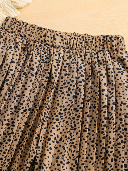 Girls' Fashion 2pcs Set, Cartoon Print Crew Neck T-Shirt & Pleated Polka Dot Pants, Casual Summer Outfit, Polyester & Spandex, Knit Fabric, Regular Fit - HWMFSNHFZ, for Outdoor