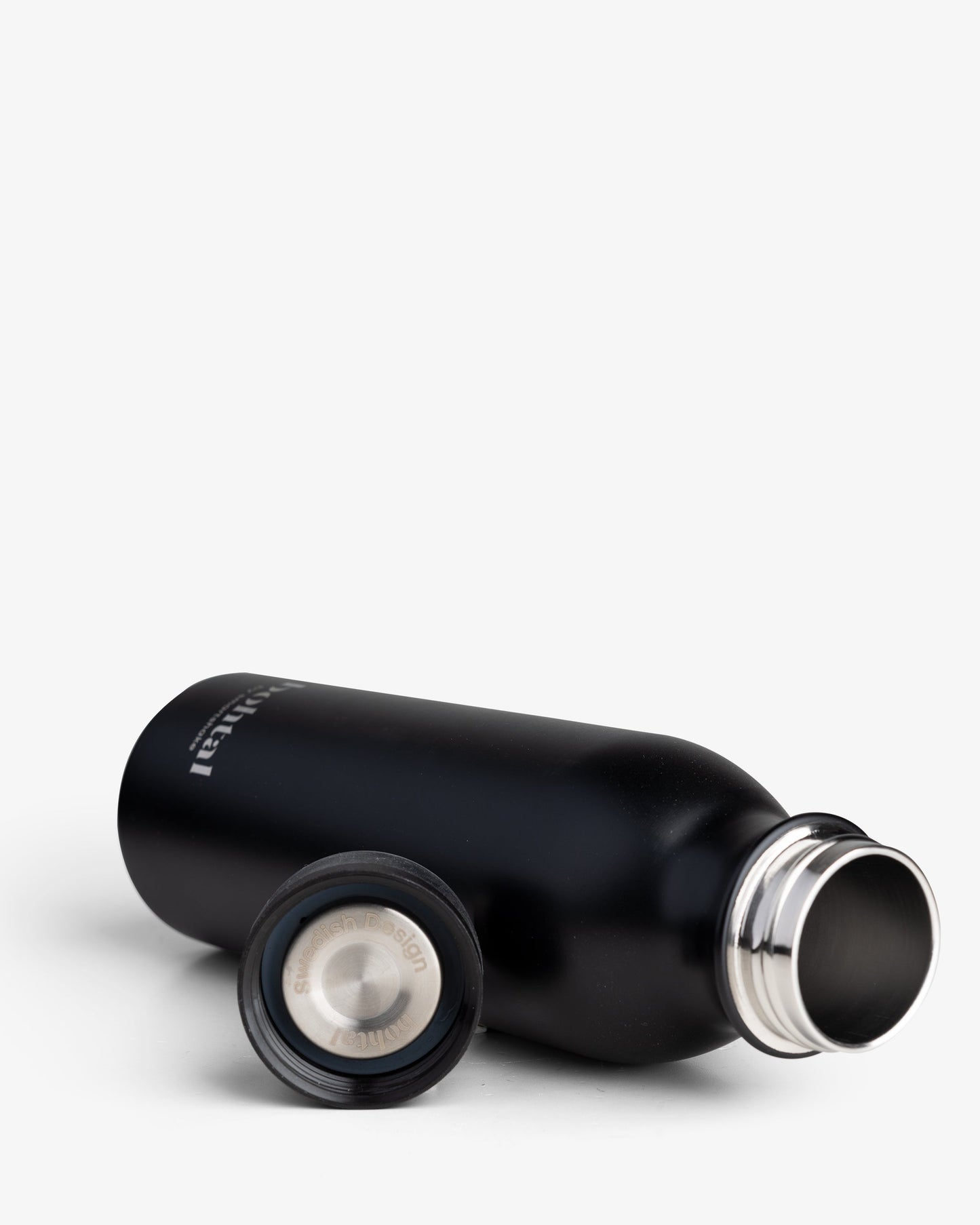 https://ik.imagekit.io/c2dr4dawp/https%3A%2F%2Fcdn.shopify.com%2Fs%2Ffiles%2F1%2F0484%2F7091%2F7273%2Ffiles%2FBohtal_Insulated_Flask_Black_unassamble.jpg%3Fv%3D1714647042?tr=f-jpg